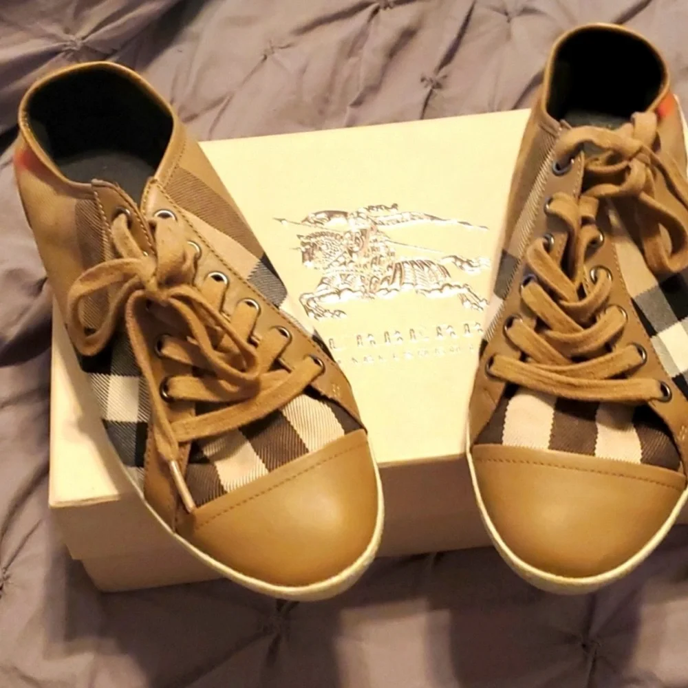 Burberry Vintage Housecheck Sneakers - Picture 2 of 7